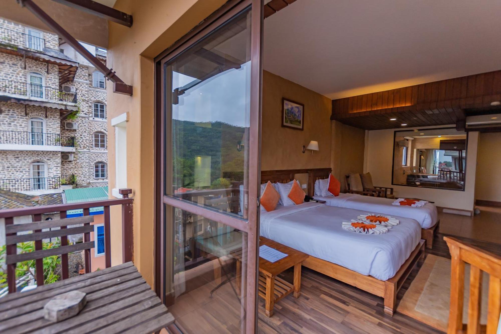 Pokhara Batika Hotel Екстериор снимка