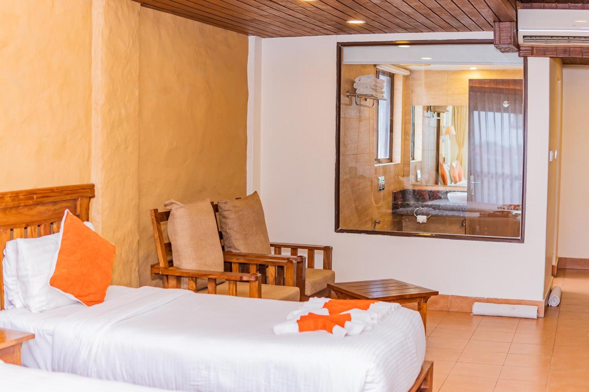 Pokhara Batika Hotel Екстериор снимка
